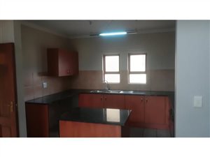 2 Bed Townhouse in Carlswald Estate