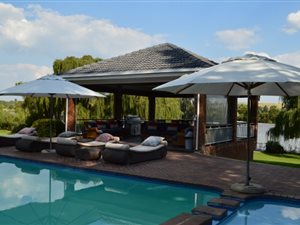 5 Bed House in Miravaal