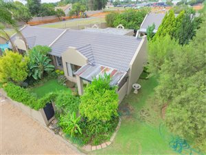 2 Bed Duet in Lonehill