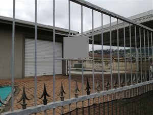3 Bed House in Shastri Park