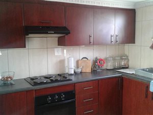 2 Bed Garden Cottage in Edenvale