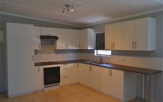 4 Bedroom House in Skiathos