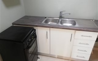 1 Bedroom Apartment in Springfield Park