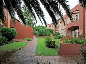 3 Bed Apartment in Robindale