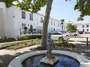 3 Bed Townhouse in Constantia Upper