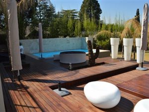 5 Bed House in Miravaal