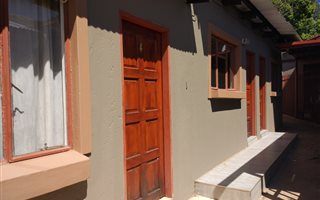 1 Bedroom House in Nellmapius