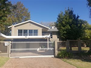 2 Bed Apartment in Durbanville Hills