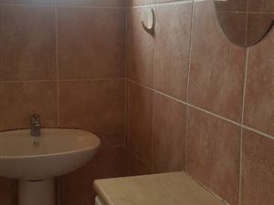 2 Bed Apartment in Morningside