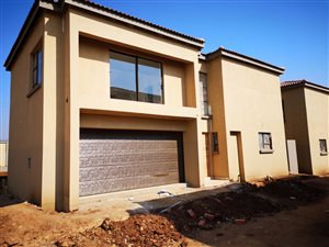 3 Bedroom House in Raslouw