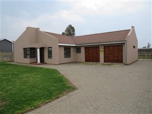 3 Bed House in Meyerton Park