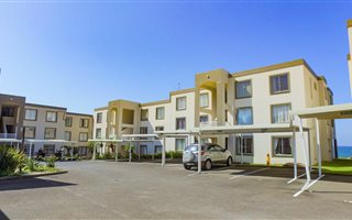 3 Bedroom Apartment in Uvongo