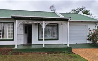 3 Bedroom Simplex in Cleland