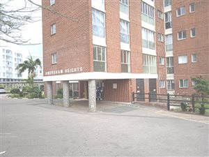 3 Bed Flat in Pinetown Central