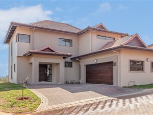 4 Bed Townhouse in Izinga Ridge