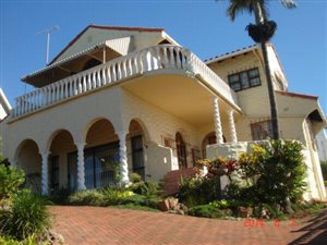 4 Bed House in Desainagar