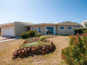 3 Bed House in Pringle Bay