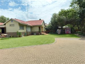 4 Bed House in Eldoraigne