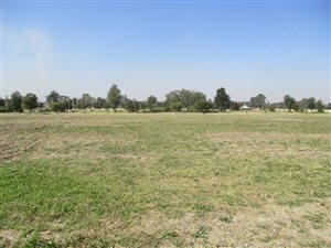 480 m² Land available in Vanderbijlpark SE8