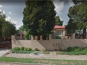 2 Bed Flat in Krugersdorp Central