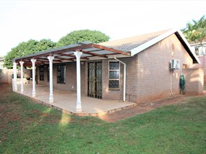 3 Bed House in Herrwood Park