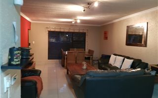 3 Bedroom Townhouse in Lakefield