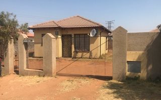 2 Bedroom House in Riverlea