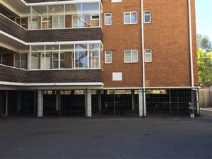 3 Bed Apartment in Arcadia