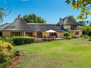 4 Bed House in Golden Acre