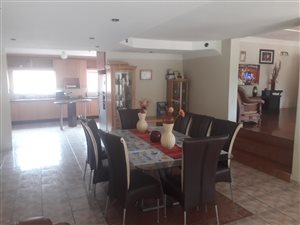 3 Bed House in Waterkloof Heights