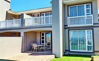 3 Bedroom Apartment in Pinnacle Point Golf Estate