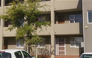 2 Bedroom Apartment in Blue Downs