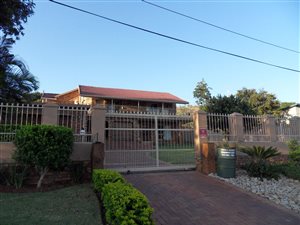 4 Bed House in Waverley