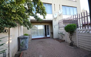 2 Bedroom Townhouse in Turffontein
