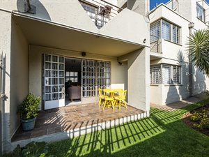 2 Bed Apartment in Glenvista