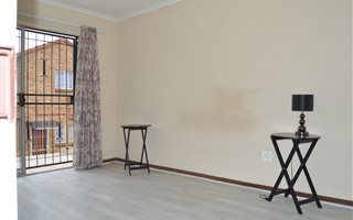 3 Bedroom Duplex in Grobler Park