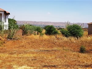 1022 m² Land available in Lady Selborne