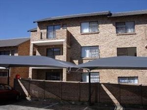 2 Bed Townhouse in Corlett Gardens