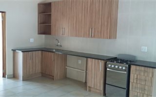 1 Bedroom Flat in Vanderbijlpark SW5