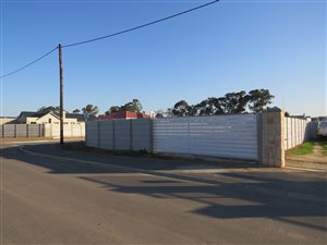 596 m² Land available in Croydon