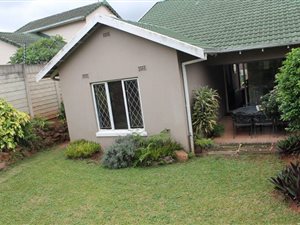 3 Bedroom Simplex in Somerset Park