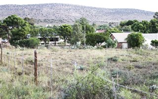 1285 m² Land available in Willowmore