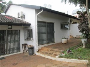 3 Bed House in Effingham