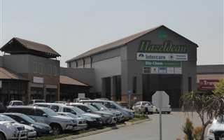1 Bedroom Apartment in Hazeldean (Silverlakes Surroundings)