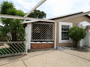 2 Bed Cluster in Fairland