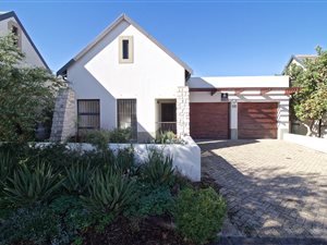 3 Bed House in Schonenberg Estate