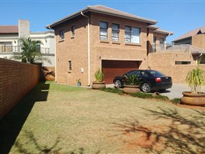 3 Bed House in Glen Eagles Estate