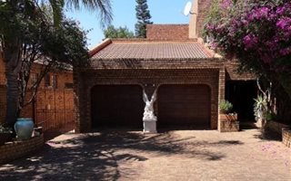 4 Bedroom House in Dowerglen