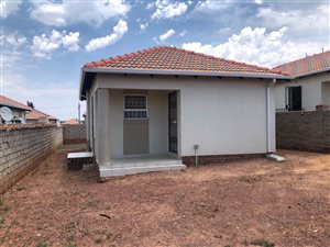 3 Bed House in Mahube Valley