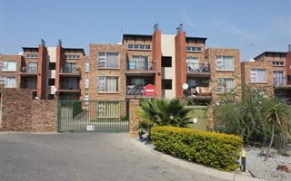 2 Bedroom Apartment in Halfway House